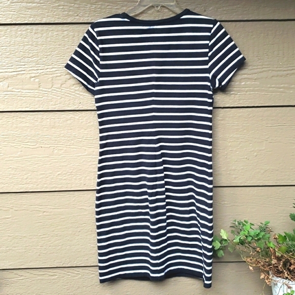 Old Navy black & white stripe shift tee stretch dress size M - Picture 7 of 7